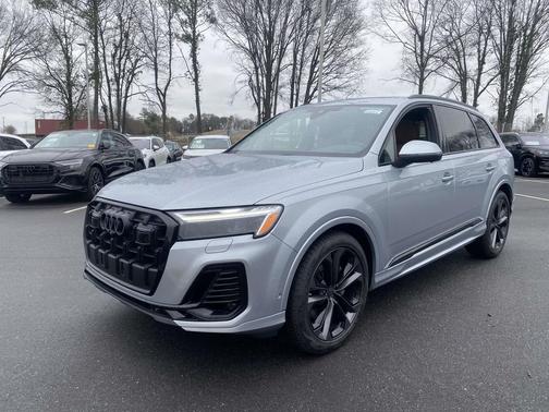 2026 Audi Q7 55 Premium Plus