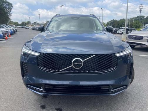 2026 Volvo XC90 B6 Ultra Dark Theme 6-Seater