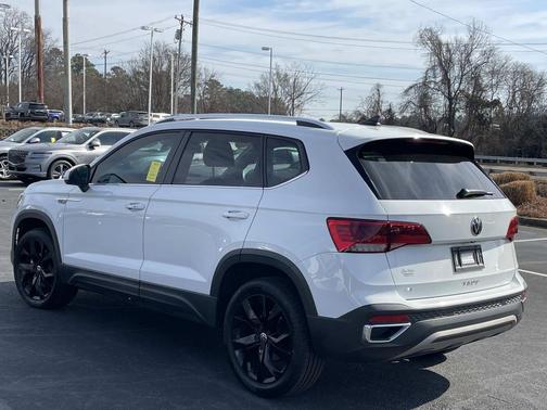 2022 Volkswagen Taos 1.5T SE