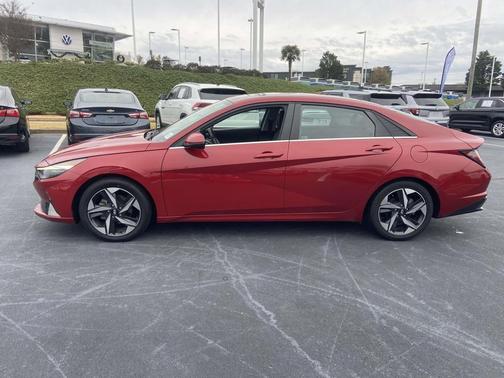 2022 Hyundai ELANTRA HEV Limited