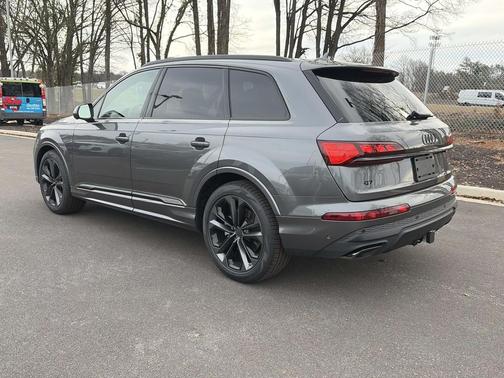 2026 Audi Q7 55 Prestige