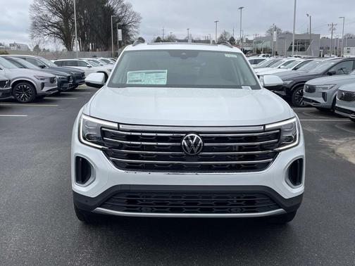 White 2026 Volkswagen Atlas 2.0T SE w/Technology