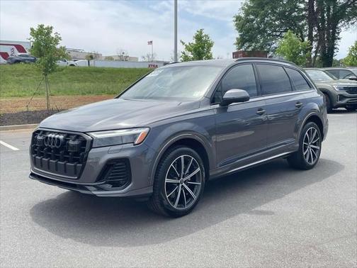 2025 Audi Q7 45 Premium Plus