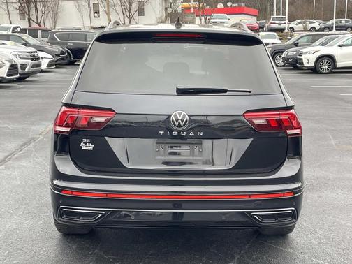 2023 Volkswagen Tiguan 2.0T SE R-Line Black