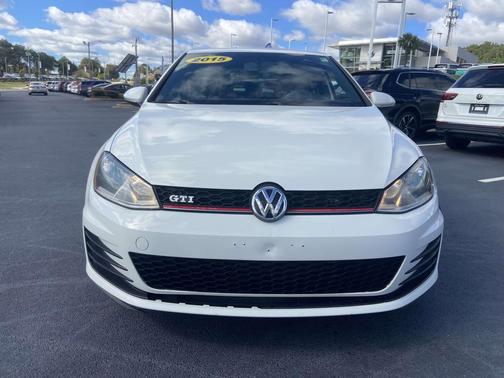 2015 Volkswagen Golf GTI 2.0T S 4-Door