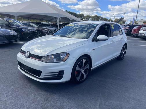 2015 Volkswagen Golf GTI 2.0T S 4-Door