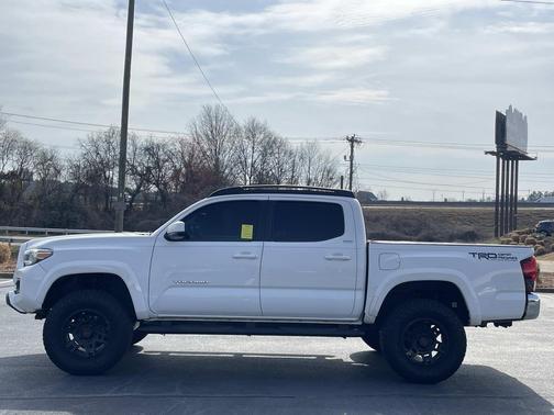 2018 Toyota Tacoma SR5
