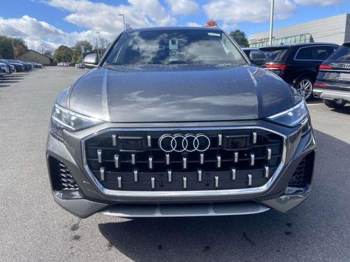 2026 Audi Q8 55 Prestige