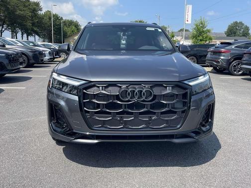 Daytona Gray 2026 Audi Q7 55 Premium Plus