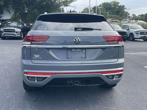 Pure Gray 2023 Volkswagen Atlas Cross Sport 3.6L V6 SEL Premium R-Line