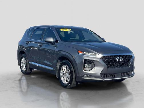 Machine Gray 2019 Hyundai SANTA FE SEL 2.4
