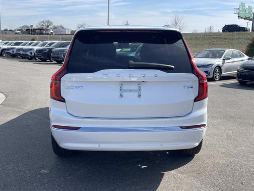 Crystal White Pearl 2026 Volvo XC90 Plug-In Hybrid Ultra, T8 AWD, Electric/Gasoline, Bright, 7 Seats