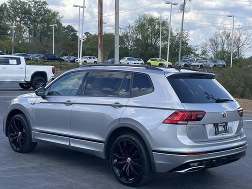 2021 Volkswagen Tiguan 2.0T SE R-Line Black 4MOTION