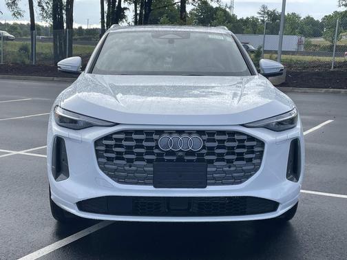 Glacier White Metallic 2026 Audi Q5 Prestige TFSI quattro S tronic
