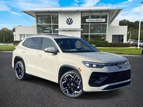 2026 Volkswagen Tiguan 2.0T SEL R-Line 4MOTION