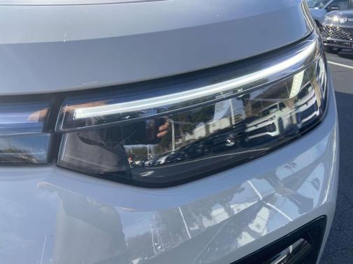 2026 Volkswagen Tiguan 2.0T SEL R-Line 4MOTION