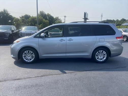 2014 Toyota Sienna XLE