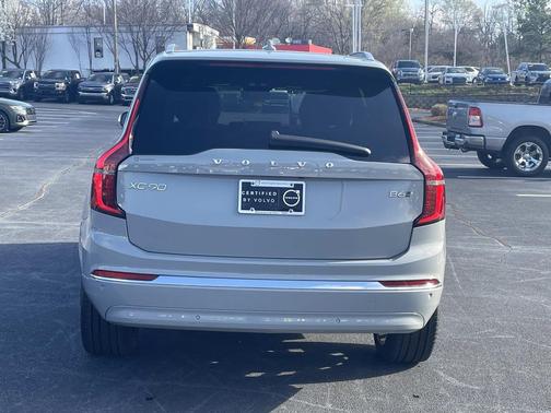 2025 Volvo XC90 B6 Plus 7-Seater