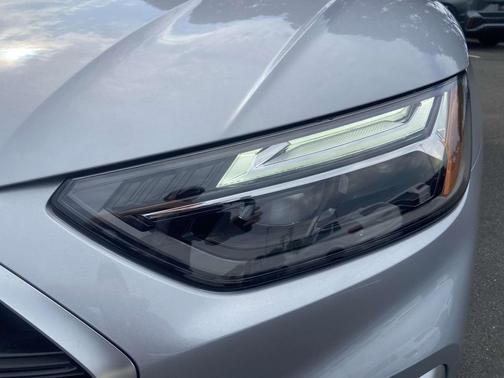 2023 Audi Q5 45 S line Premium