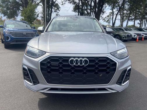 2023 Audi Q5 45 S line Premium