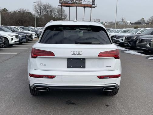 2023 Audi Q5 45 S line Premium Plus