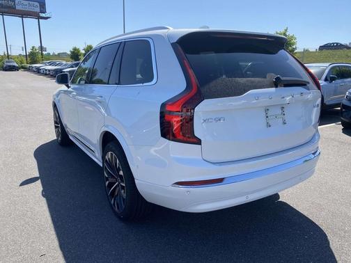 Crystal White Pearl 2026 Volvo XC90 Plus, B5 AWD Gas (mild hybrid), Gasoline, Bright, 6 Seats