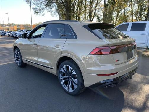 2025 Audi Q8 55 Premium Plus