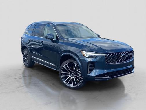 2026 Volvo XC90 B6 Ultra 7-Seater