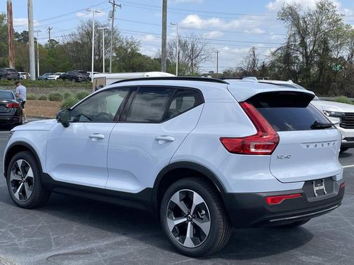 Cloud Blue 2026 Volvo XC40 Plus, B5 AWD Gas (mild hybrid), Dark