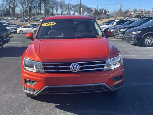 2019 Volkswagen Tiguan 2.0T SE 4MOTION