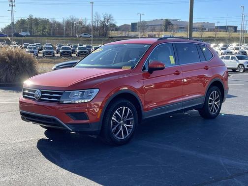 2019 Volkswagen Tiguan 2.0T SE 4MOTION