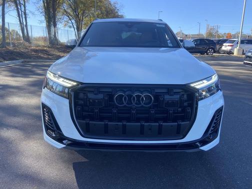 2026 Audi Q7 55 Prestige