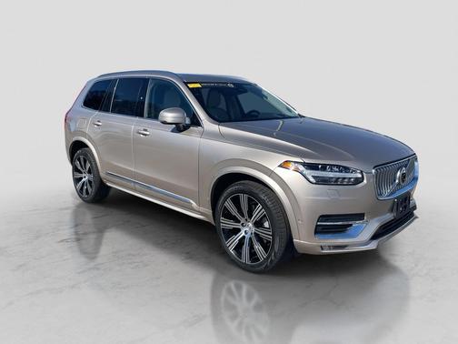 2024 Volvo XC90 B6 Ultimate Bright Theme 7-Seater