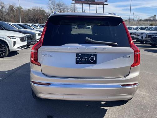 2024 Volvo XC90 B6 Ultimate Bright Theme 7-Seater