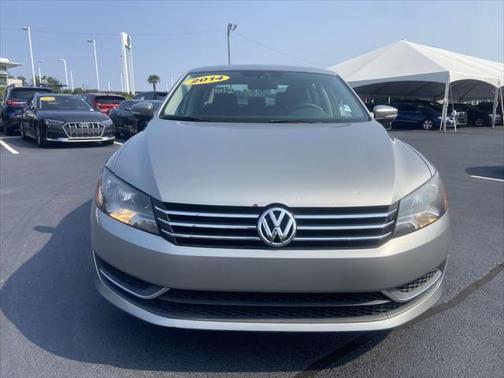 2014 Volkswagen Passat 2.5L S