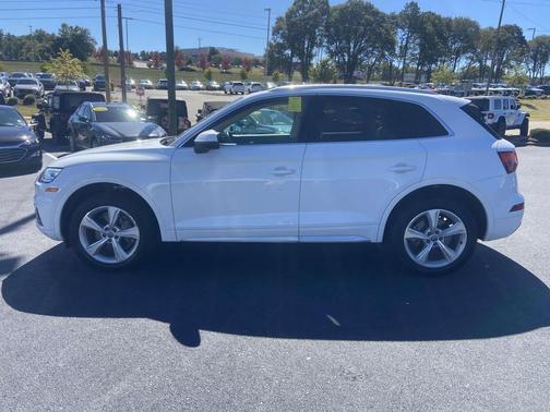 2020 Audi Q5 45 Premium