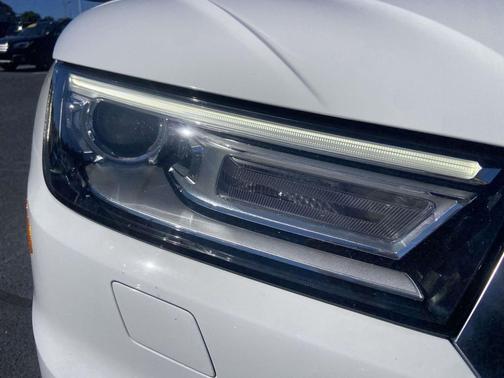 2020 Audi Q5 45 Premium