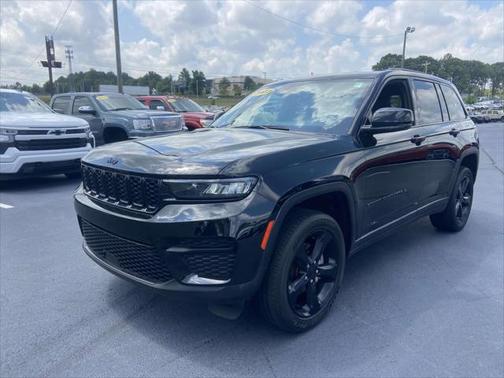 2023 Jeep Grand Cherokee Altitude