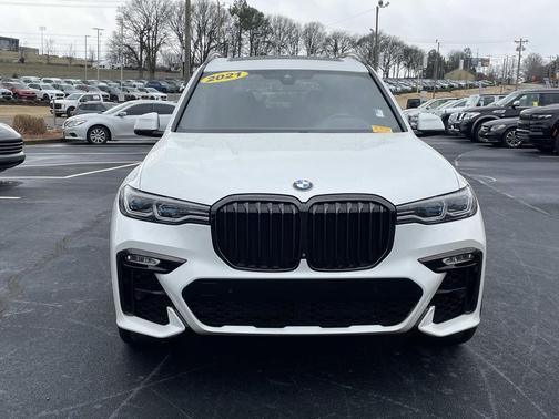 2021 BMW X7 M50i