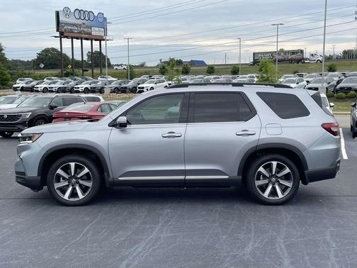 Gray 2025 Honda Pilot Touring 8-Passenger
