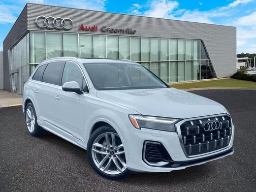 2025 Audi Q7 55 Premium Plus