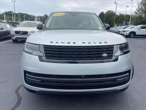 2024 Land Rover Range Rover P530 SE
