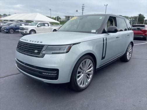 2024 Land Rover Range Rover P530 SE