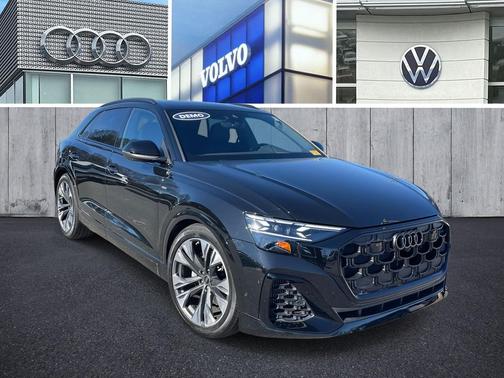 2025 Audi Q8 55 Prestige