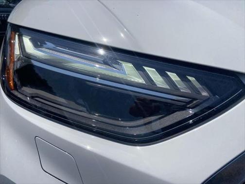 2025 Audi Q5 45 S line Prestige