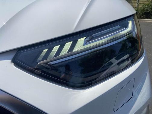2025 Audi Q5 45 S line Prestige