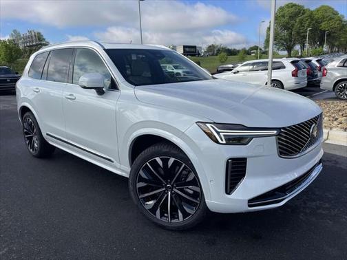 2025 Volvo XC90 Plug-In Hybrid T8 Ultra 7-Seater