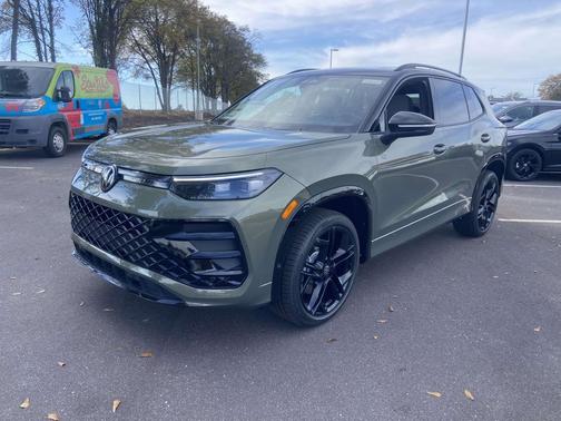 2026 Volkswagen Tiguan 2.0T SE R-Line Black 4MOTION