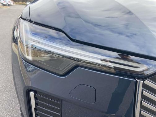 2026 Volvo XC90 B6 Ultra 7-Seater