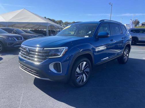 2025 Volkswagen Atlas 2.0T SE w/Technology